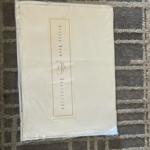 Italian Steven Drew Collection Boudior 12x16 NWT - Picture 1 of 2